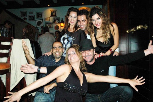 La Bodeguita Del Medio on Saturday Night